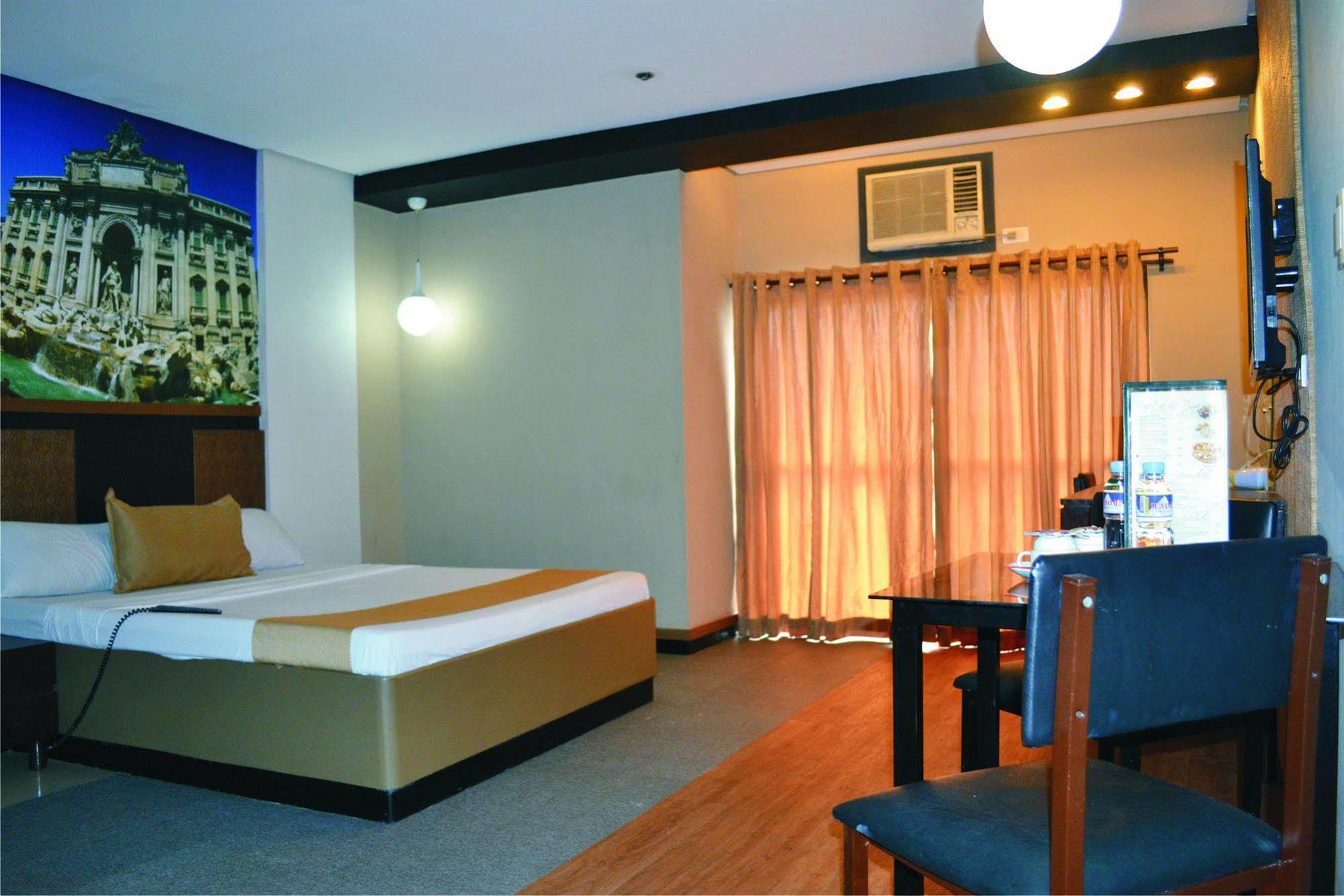 Hotel Dreamworld Araneta Cubao Exterior photo